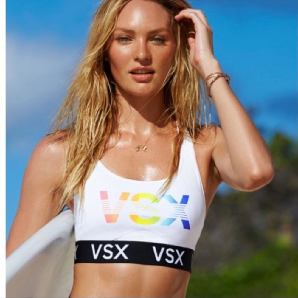 NWOT Victoria’s Secret Sport VSX The Player Racerback Sports Bra